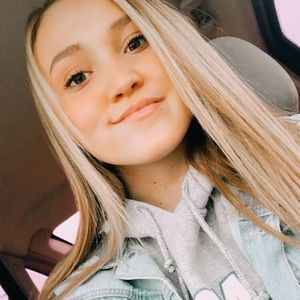 Meet your Posher, Lexi